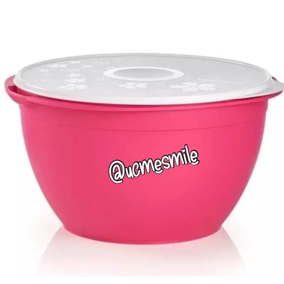 Tupperware Kitchen Tupperware Maxi Jumbo Mixing Bowl Poshmark